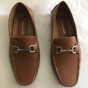 Donald Pliner loafers NWOT